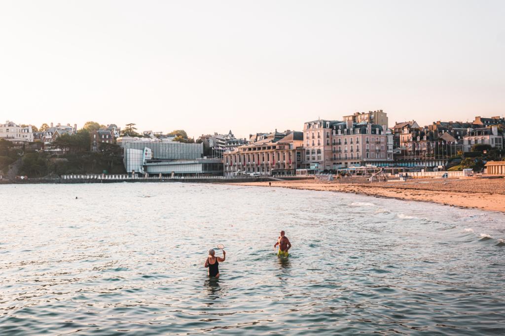 Lezbroz Dinard
