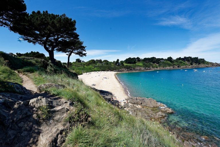Saint Lunaire Randonnee sur le GR34 et le circuit du Papillon.
