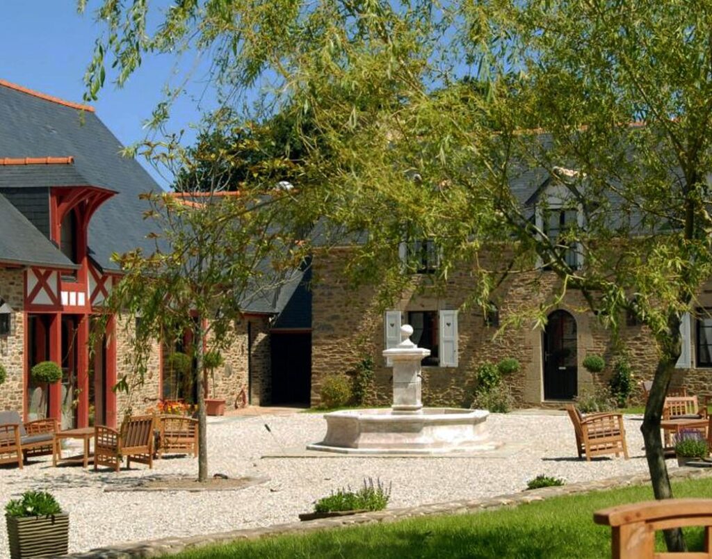 Domaine De Richebois à Pleurtuit. Lieu de réception en Bretagne. Organisez votre événement sur la Côte d'Émeraude.