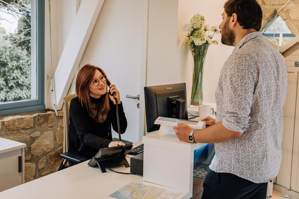 Contactez le service réceptif crédit renaud photographie.