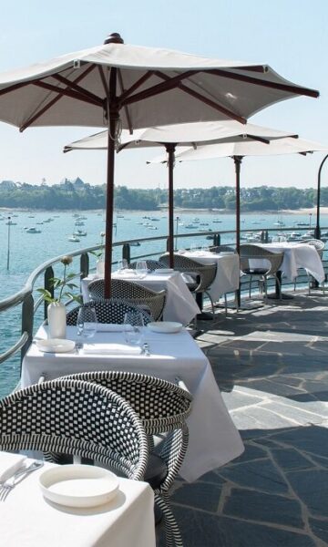 Restaurant Le Pourquoi Pas de l'hôtel Castelbrac. Hôtel 5 éoiles à Dinard, son restaurant a obtenu une étoile au guide Michelin. Credit Photo Gilles Trillard