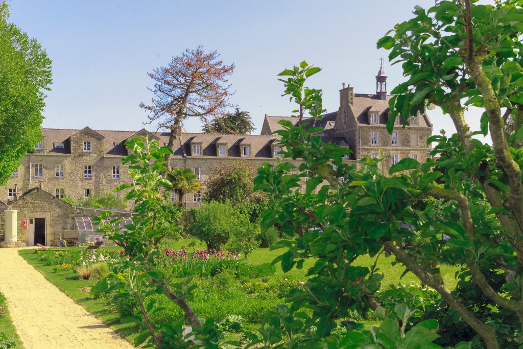 Abbaye Vue Jardin
